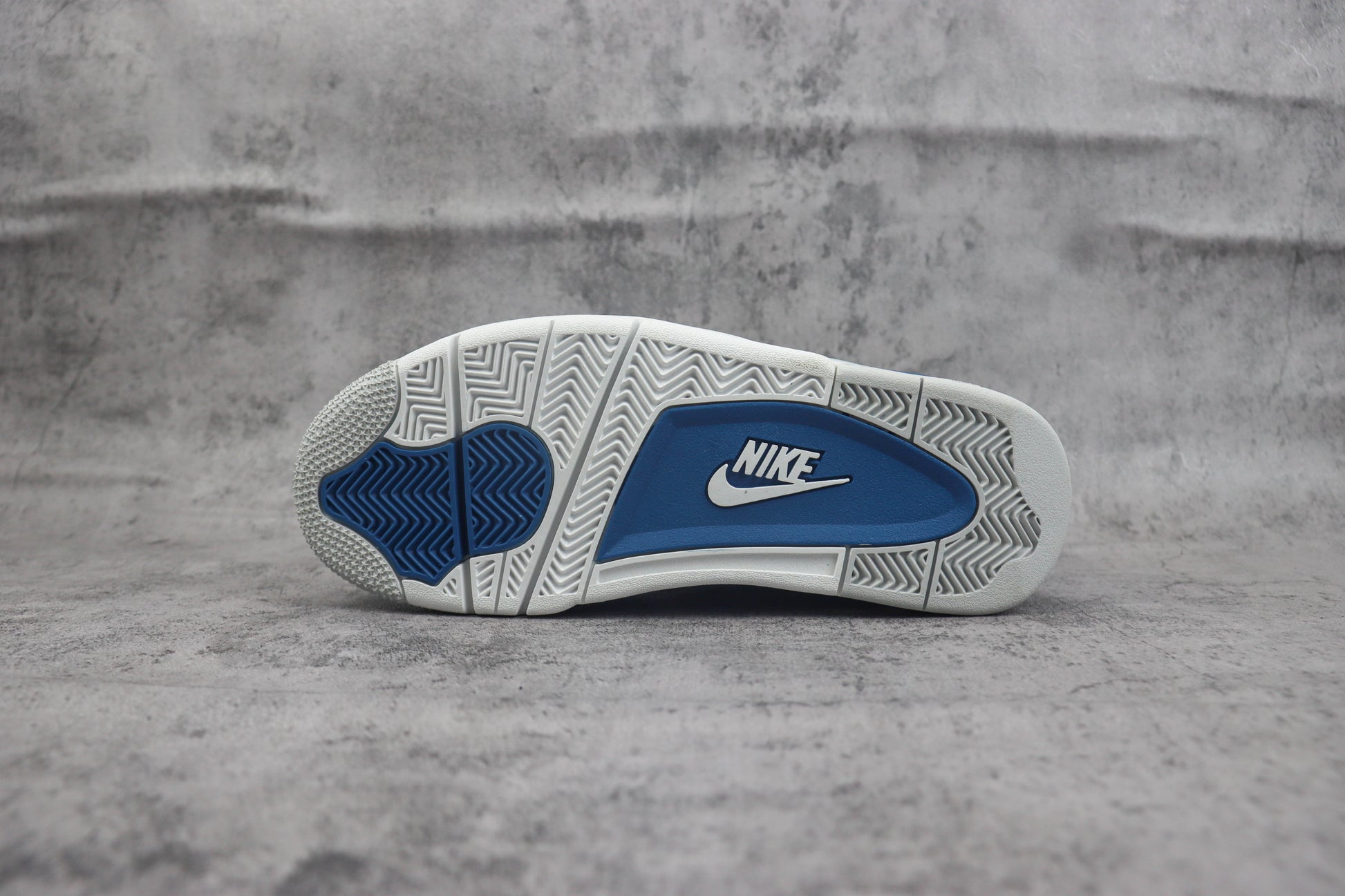 Air Jordan 4 Blue Suede