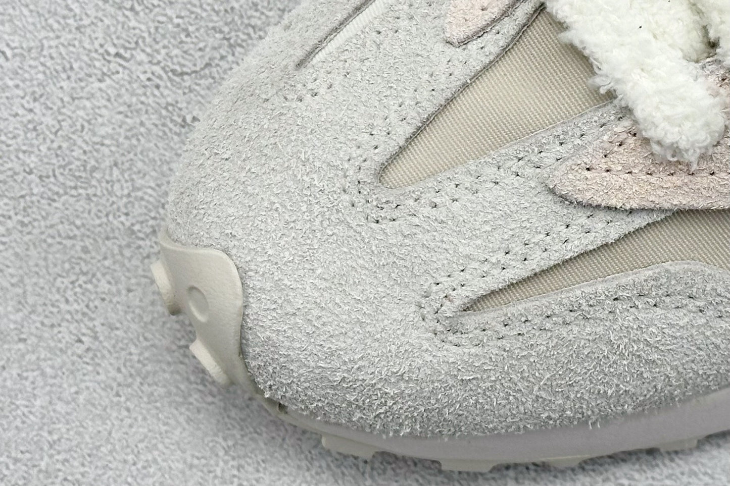 New Balance 327 Silver Grey U327WTL
