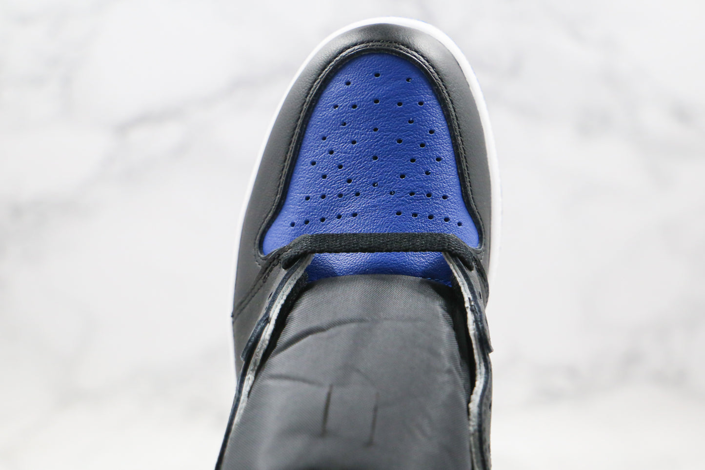Air Jordan 1 High Patent Royal