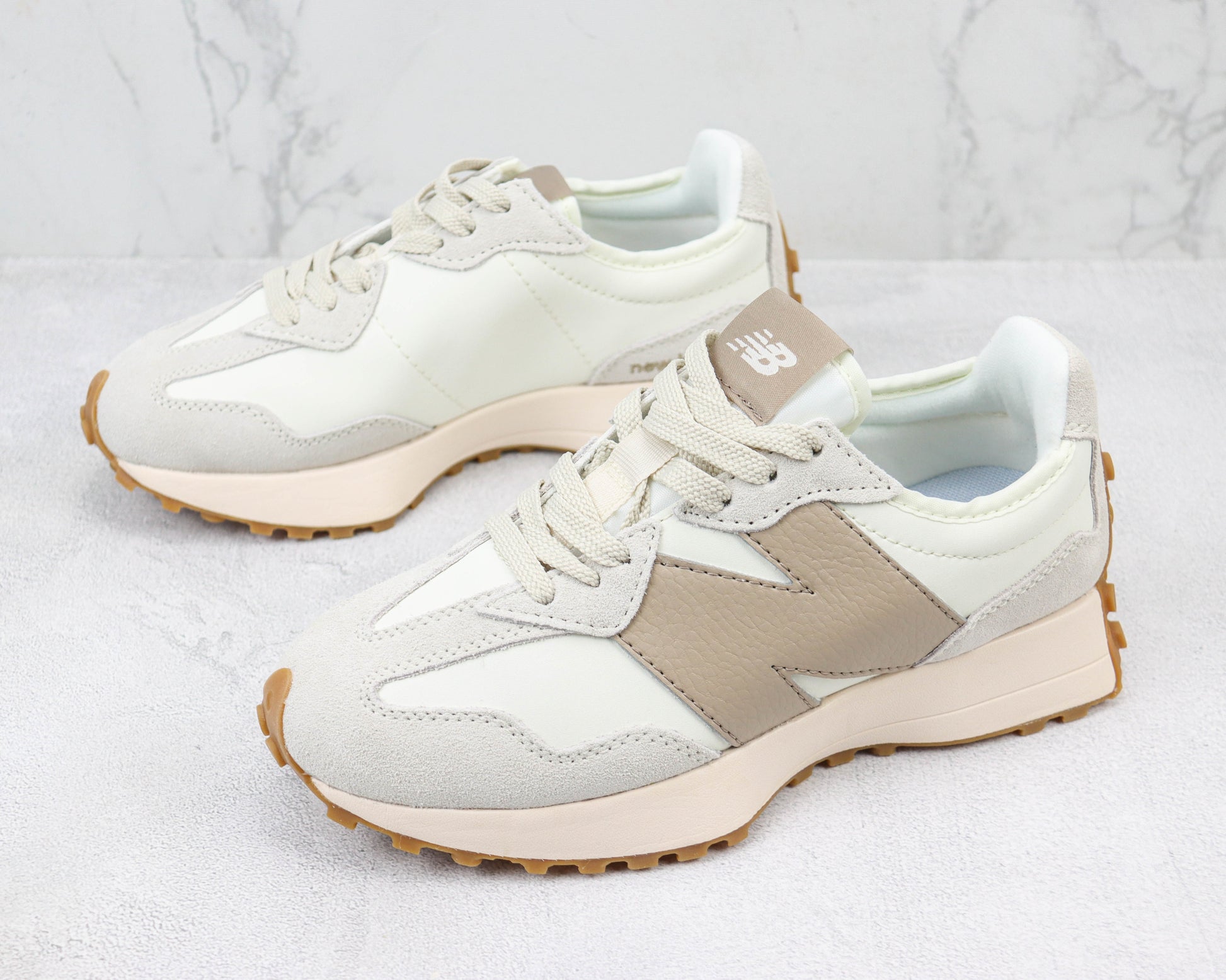 New Balance 327 White Silver U327LZ