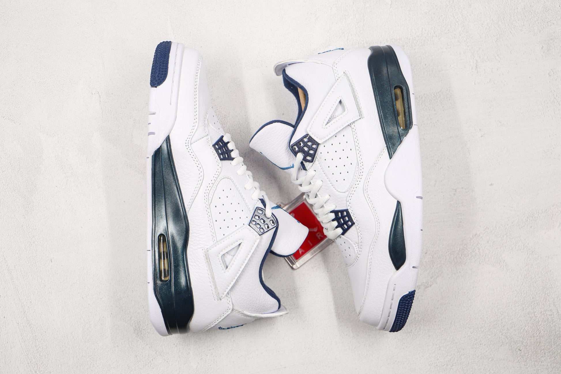 Air Jordan 4 Columbia Blue