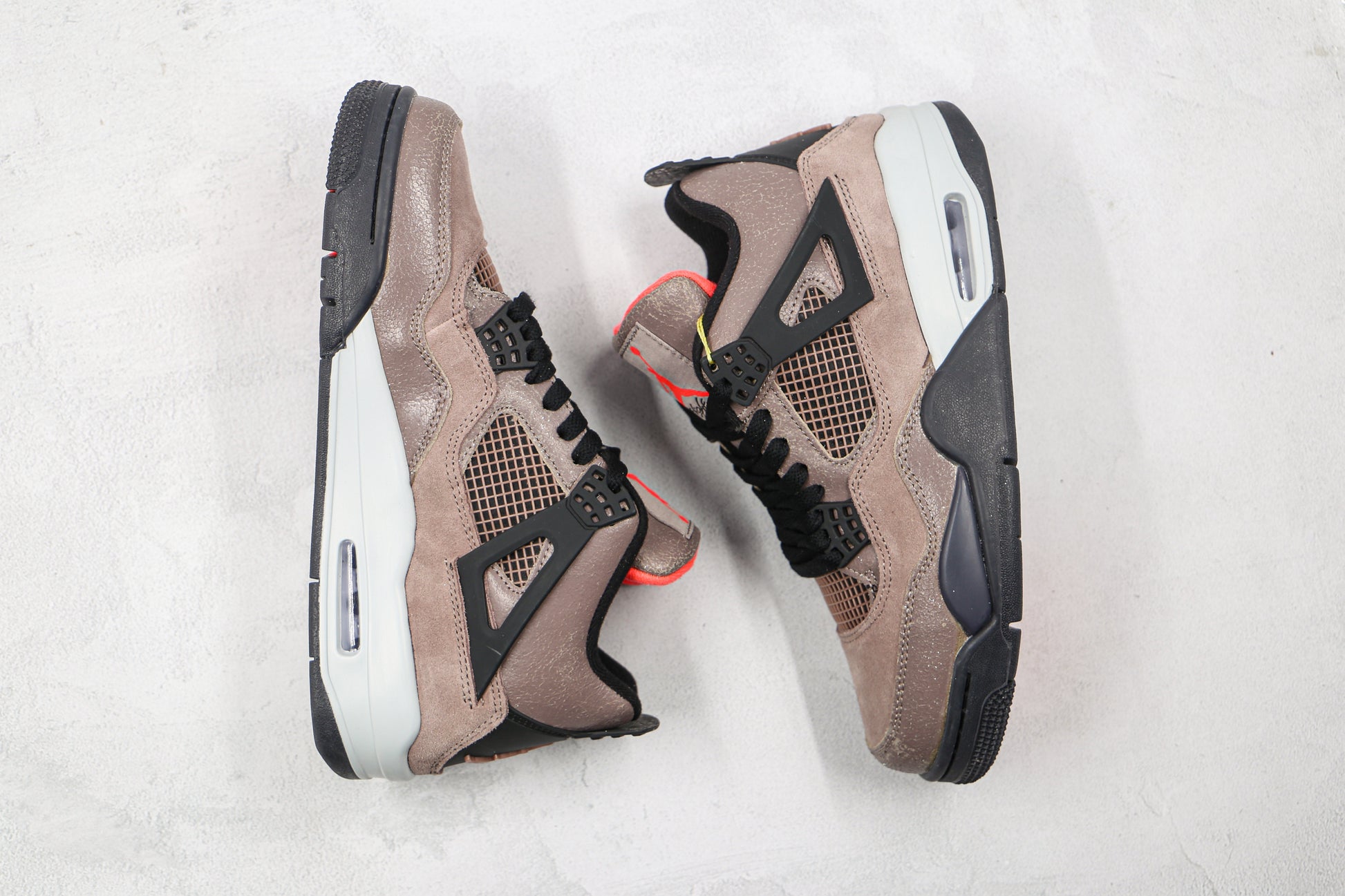 Air Jordan 4 Taupe Haze