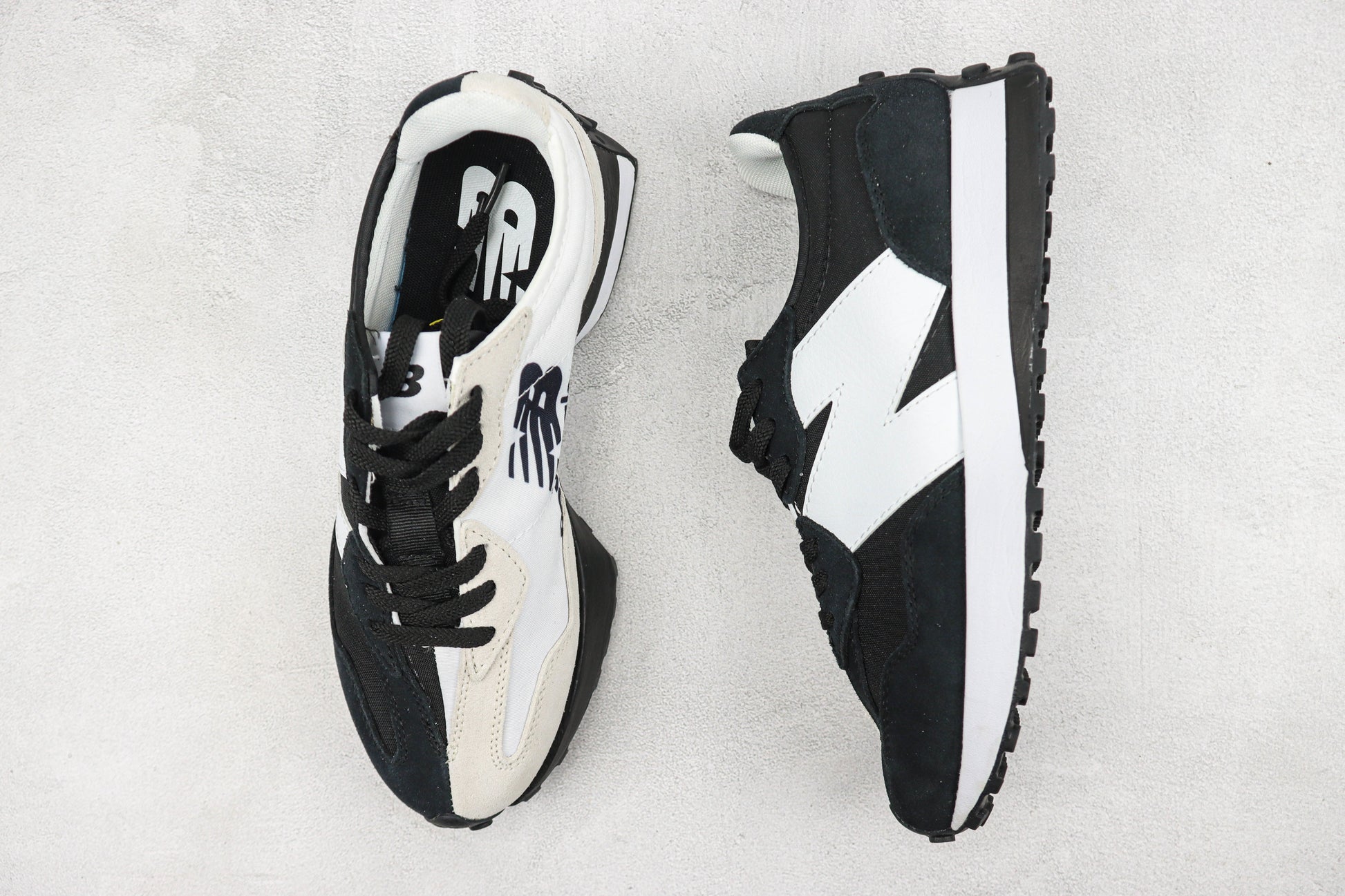 New Balance 327 White Silver MS327BW1