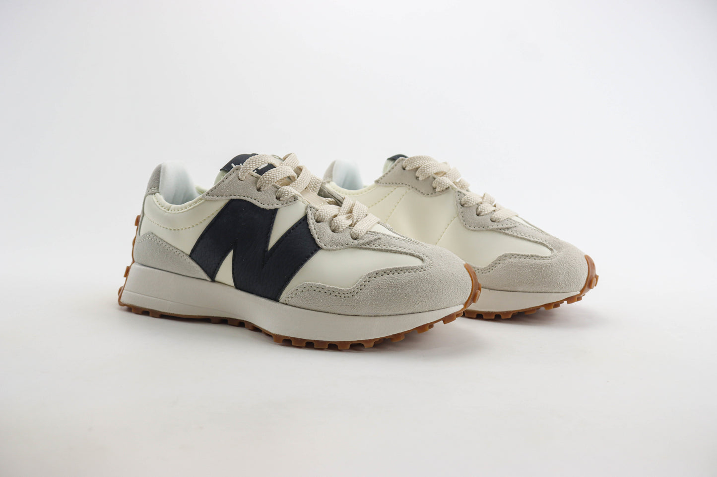 New Balance 327 White Silver WS327GD