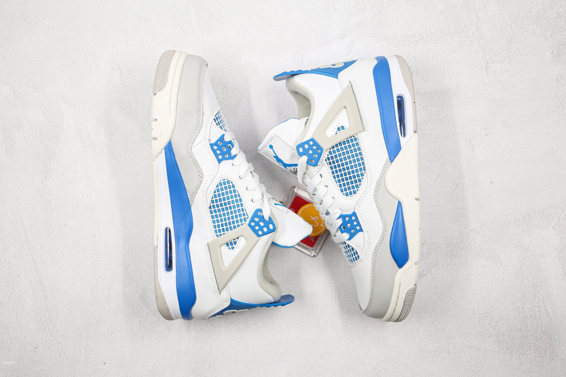 Air Jordan 4 Military Blue