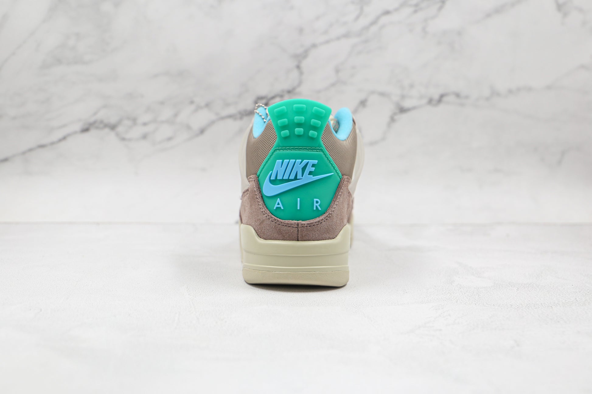 Air Jordan 4 Union Taupe Haze