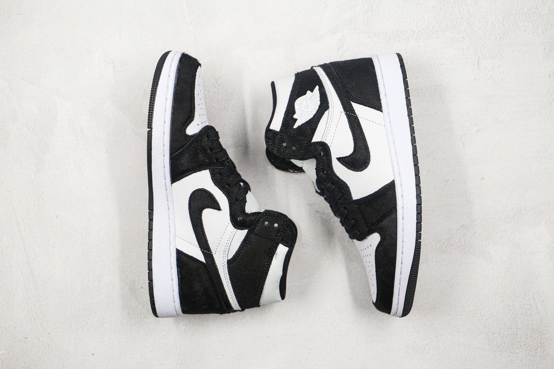 Air Jordan 1 High Felt Panda