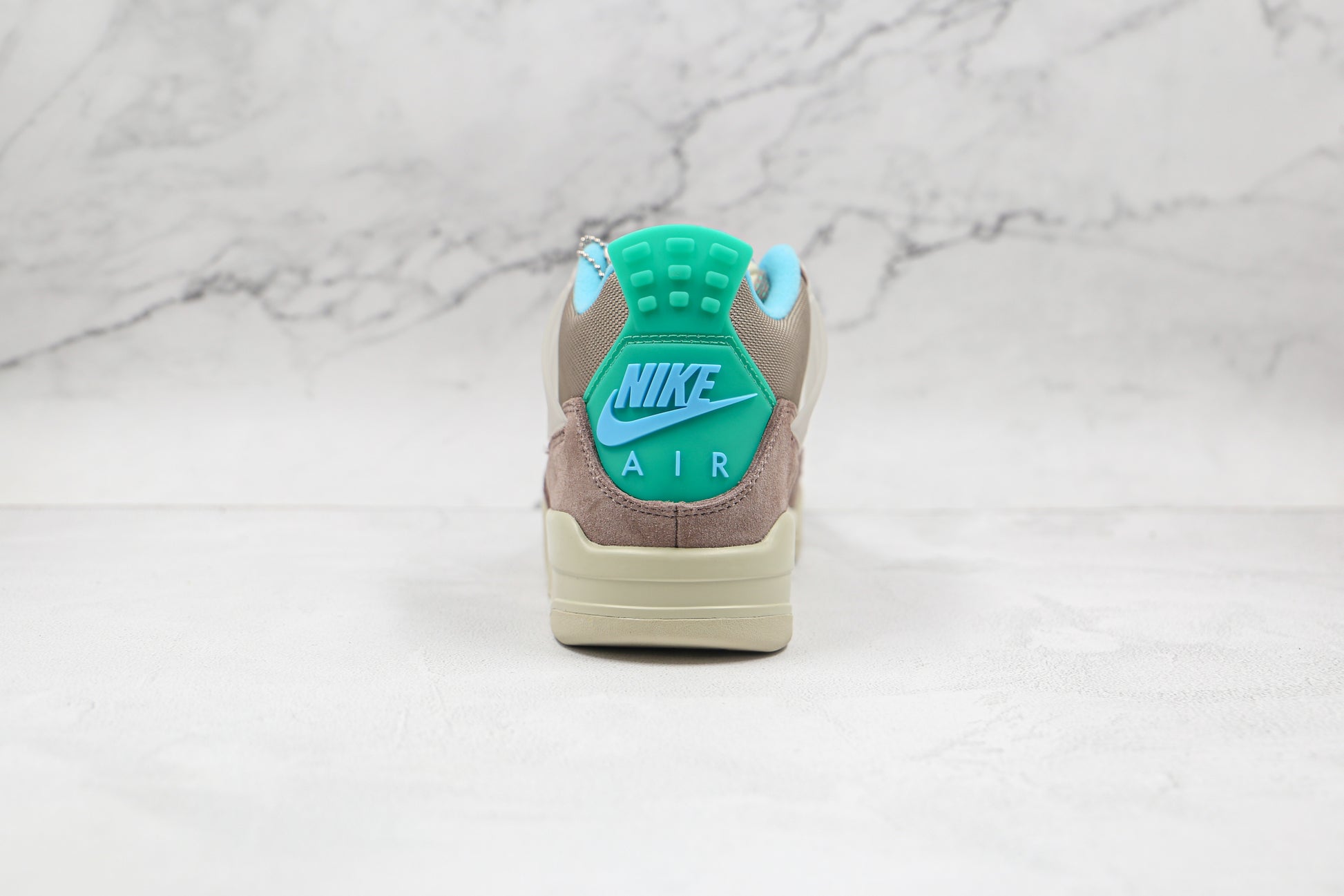 Air Jordan 4 Union Taupe Haze