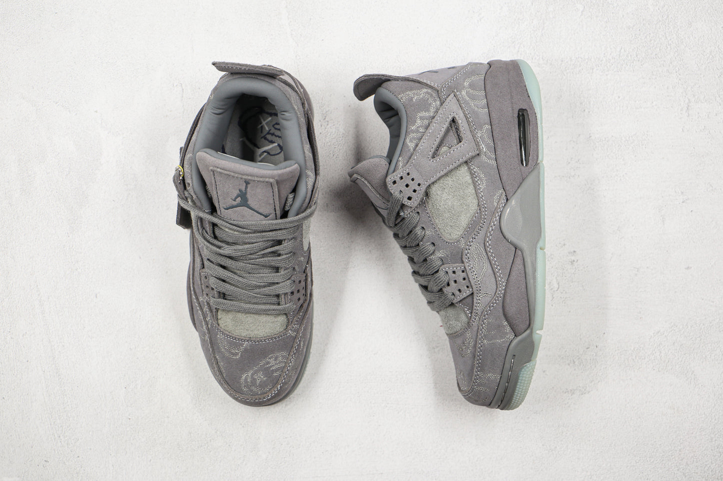 Air Jordan 4 KAWS Cool Grey