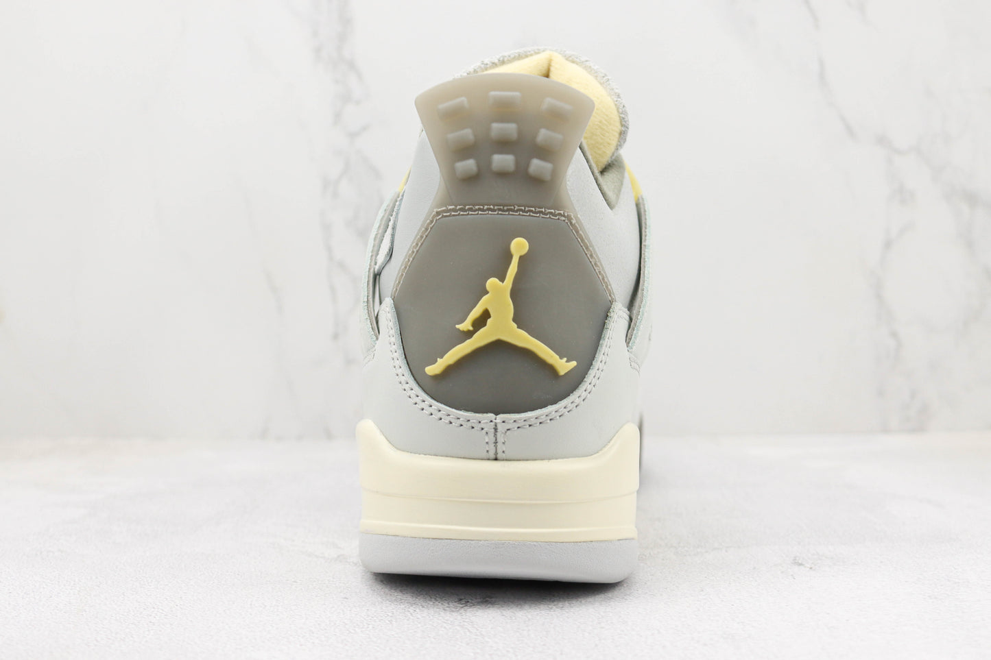 Air Jordan 4 SE Craft Photon Dust