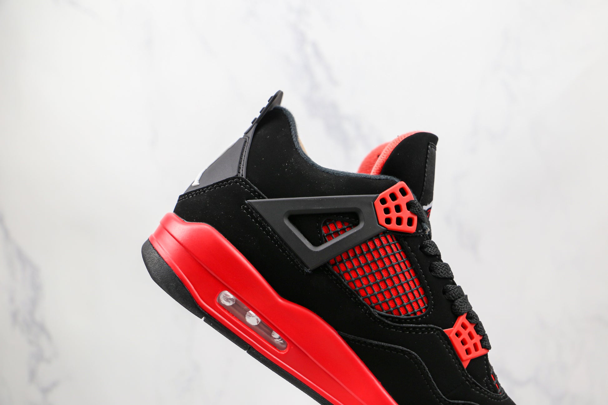 Air Jordan 4 Red Thunder