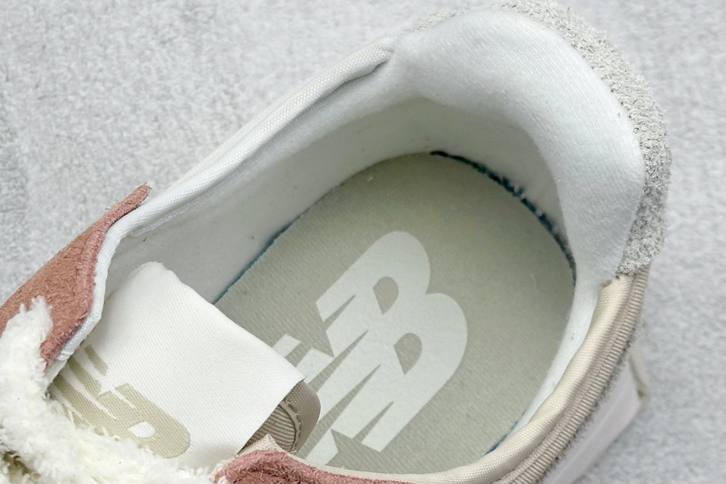 New Balance 327 Silver Grey U327WTL