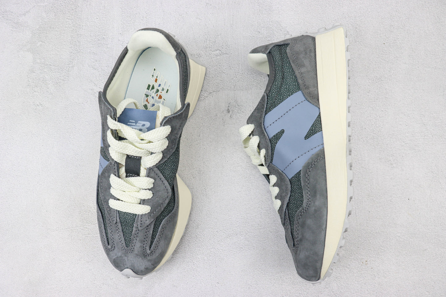 New Balance 327 Silver White U327WPC