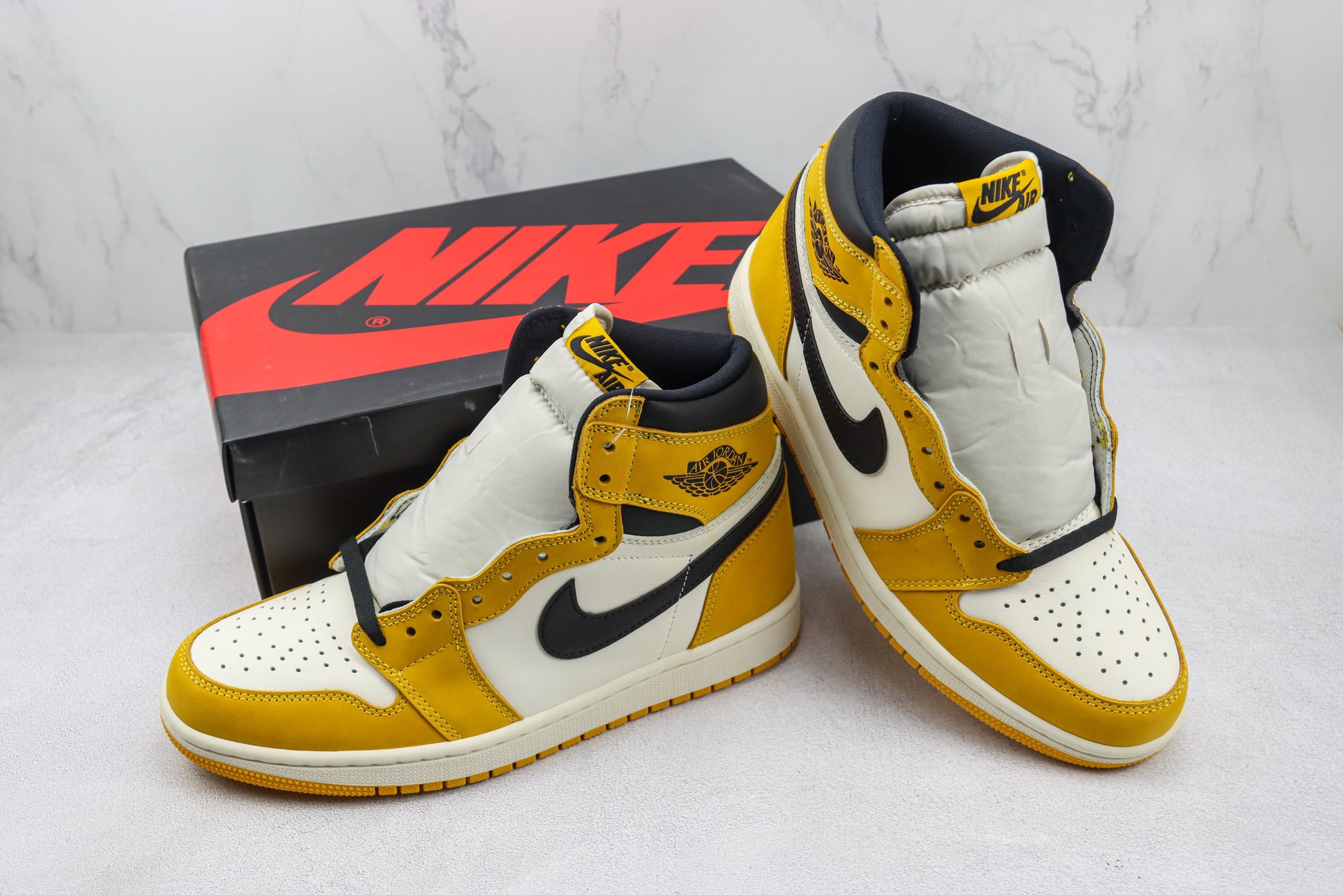 Air Jordan 1 High White Yellow