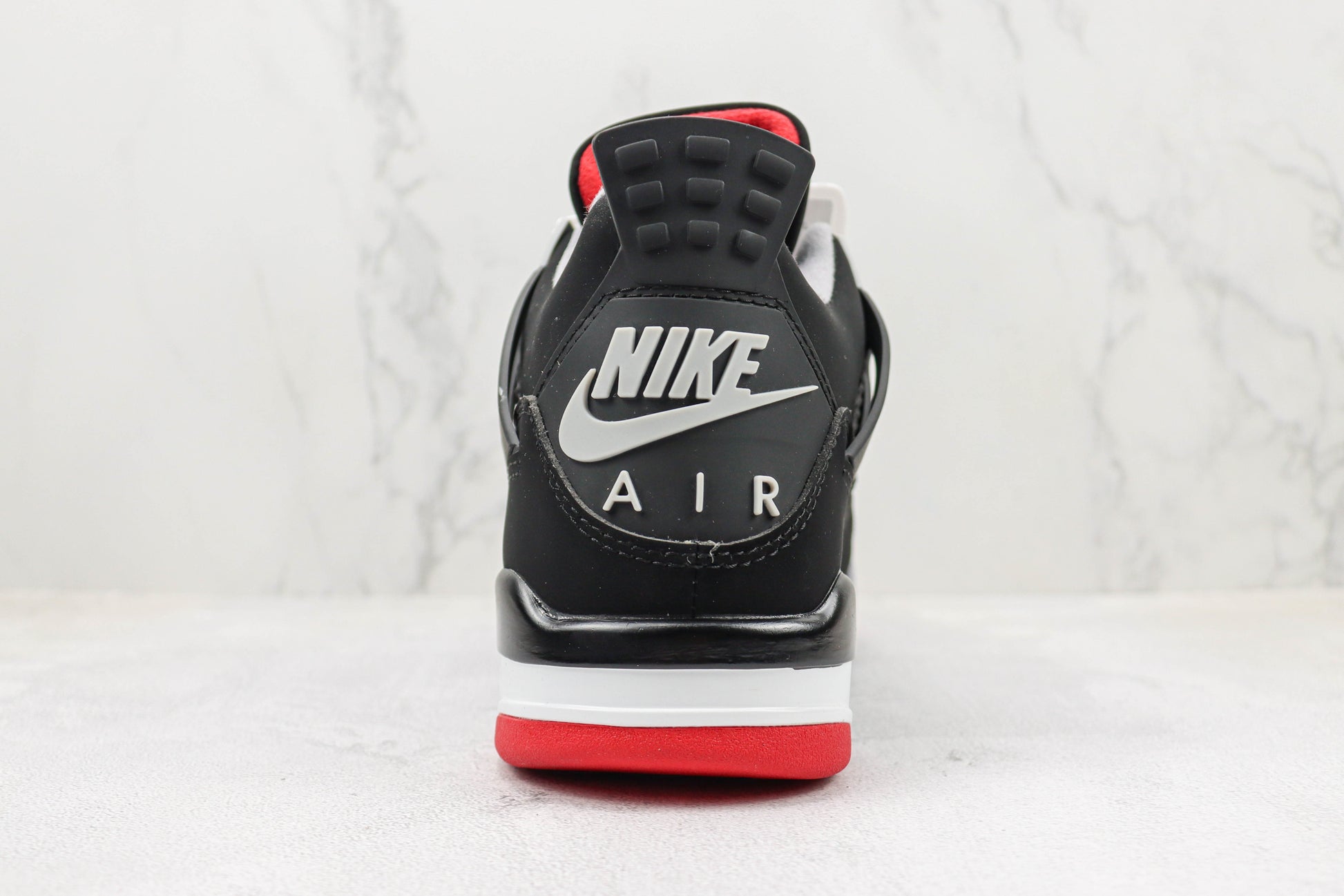 Air Jordan 4 Bred