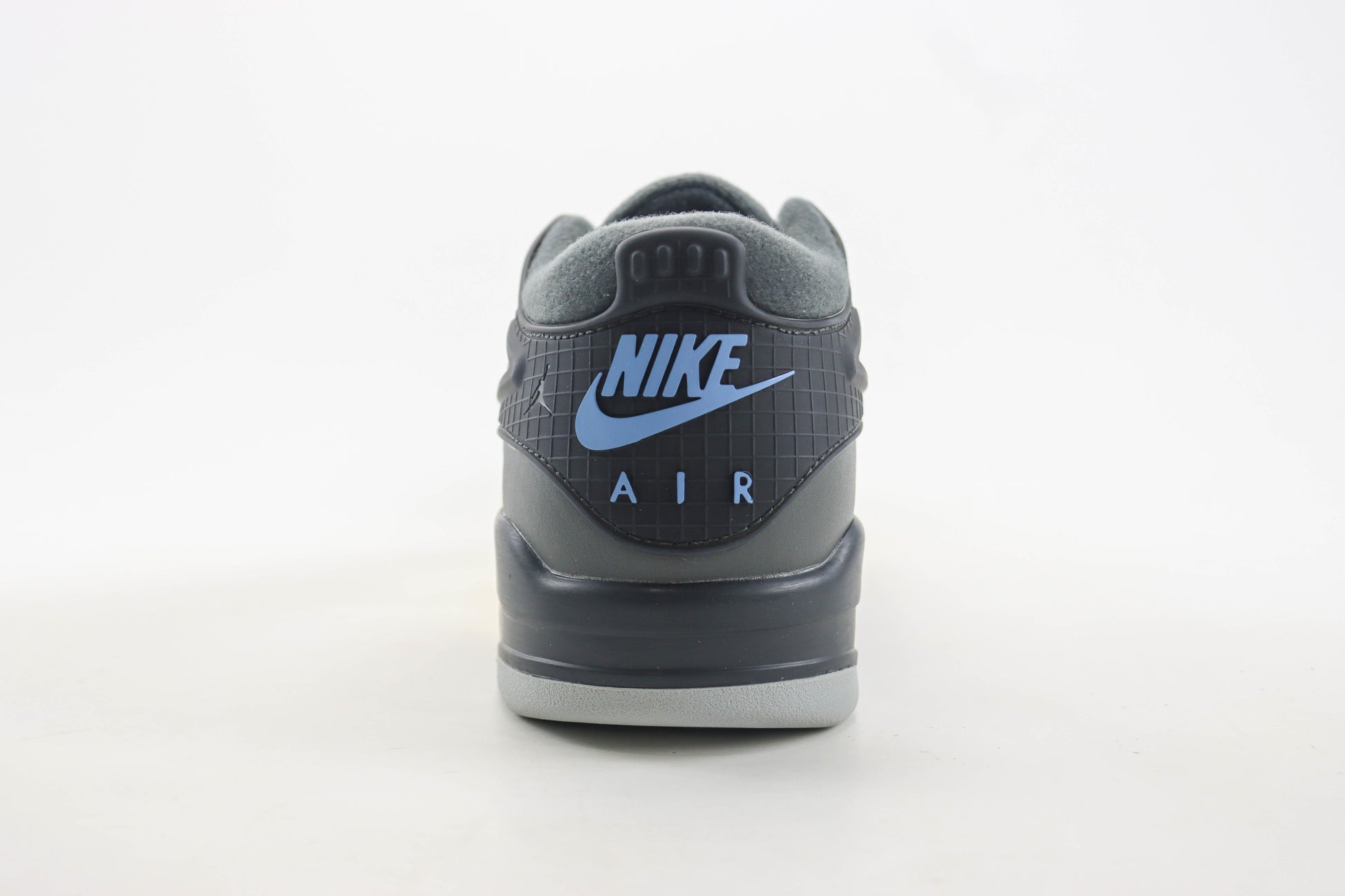 Air Jordan 4 RM Grey Sail