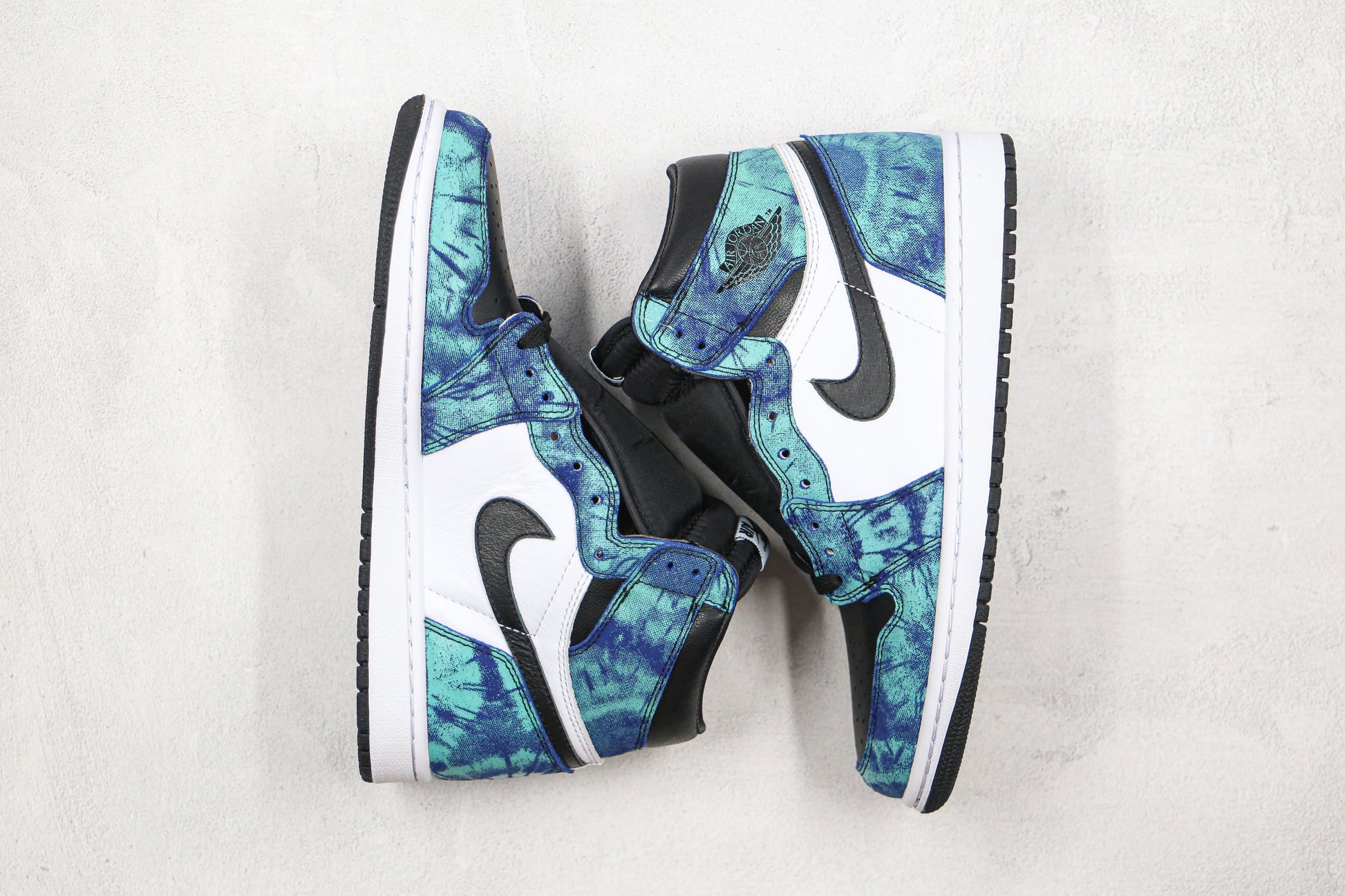 Air Jordan 1 High Tie-Dye