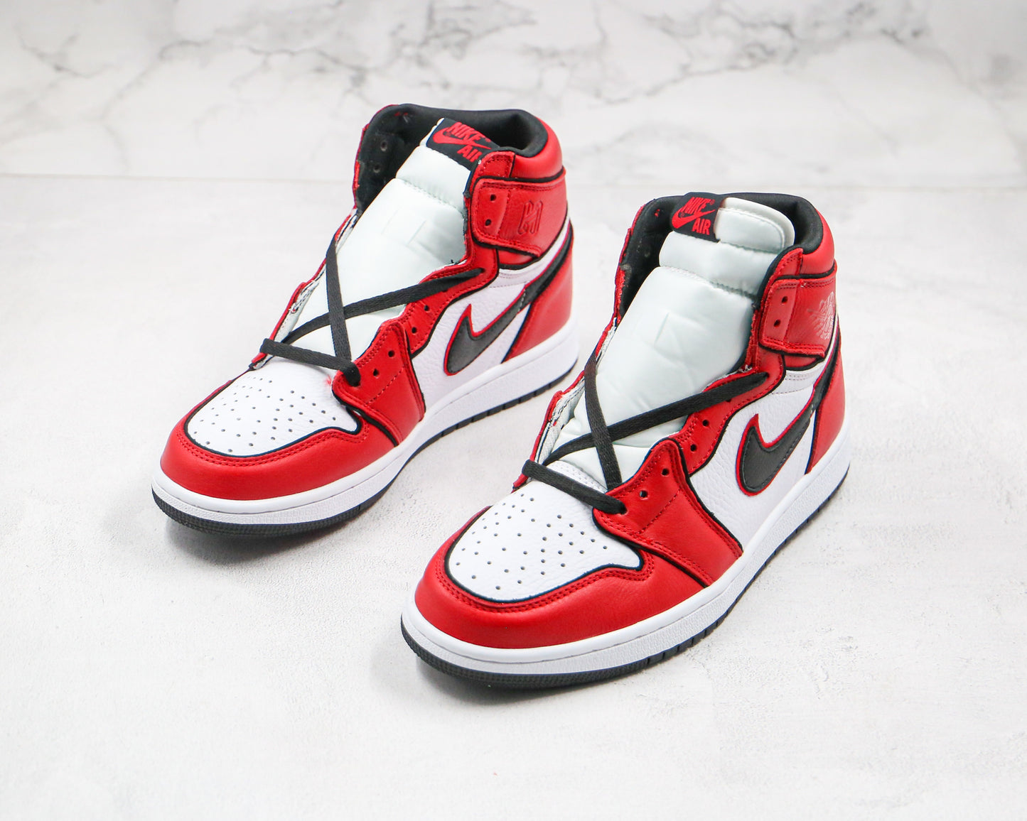 Air Jordan 1 High Red Black Outline