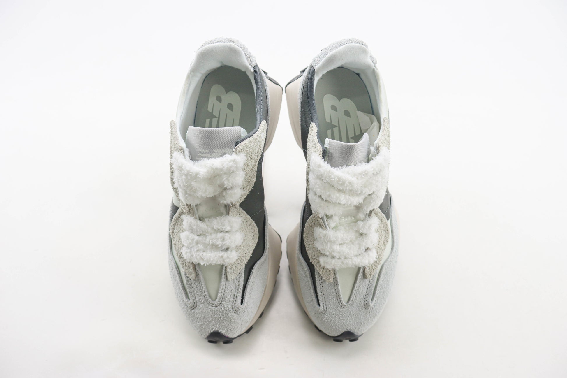 New Balance 327 White Silver U327WGR