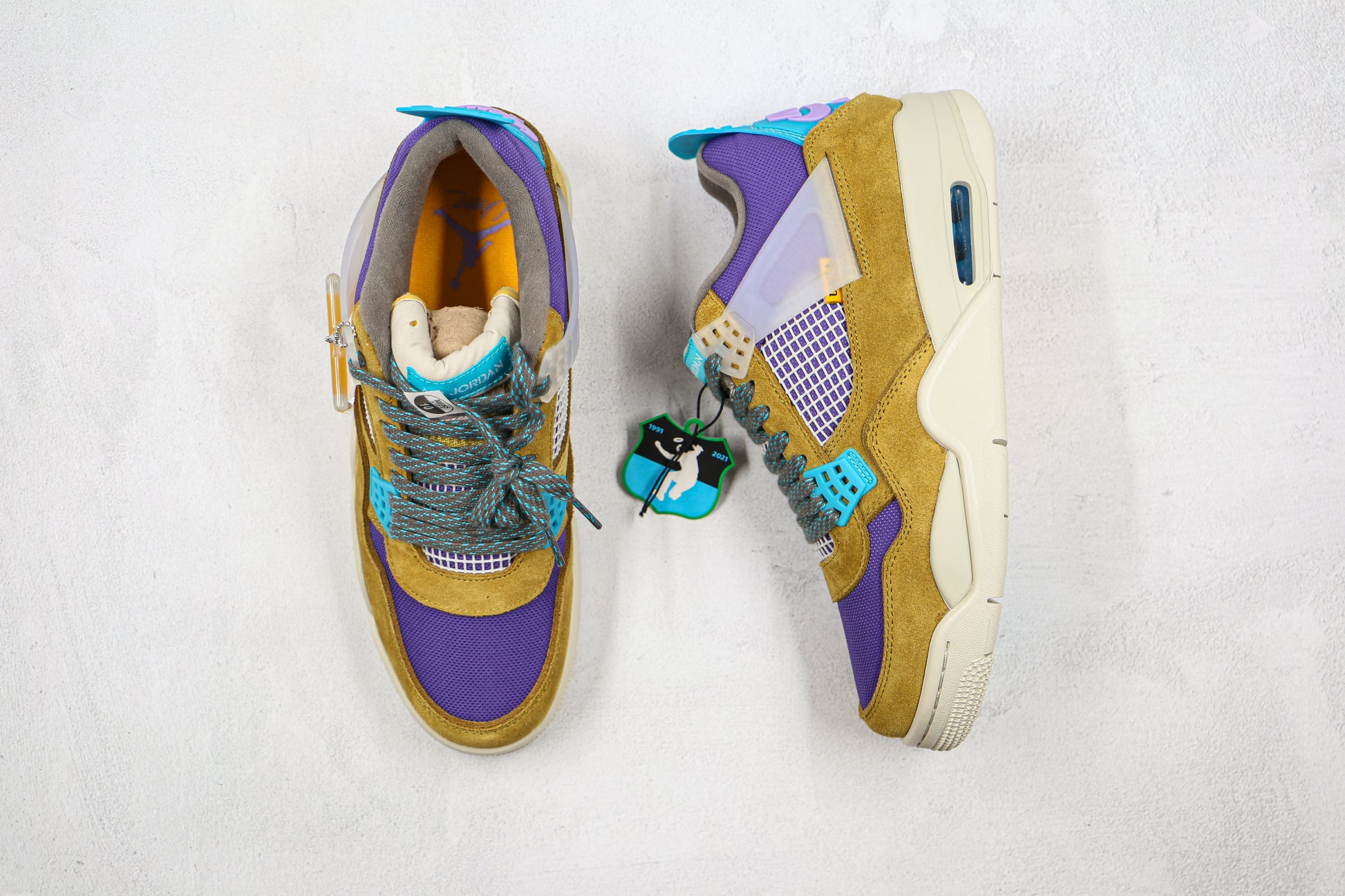Air Jordan 4 Union Desert Moss