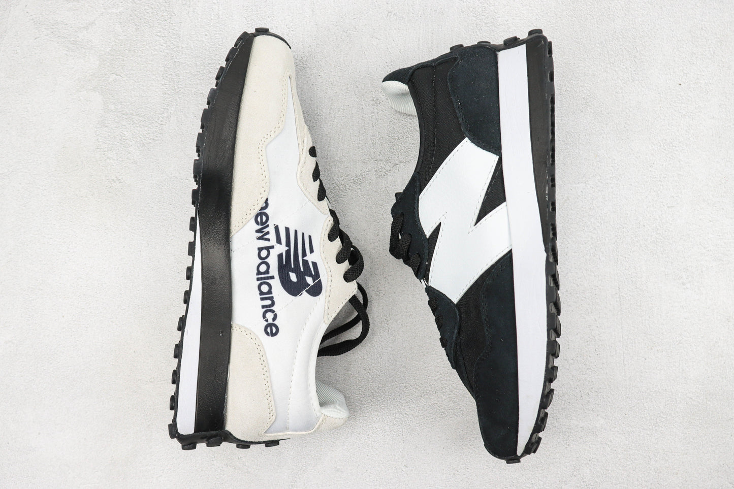 New Balance 327 White Silver MS327BW1