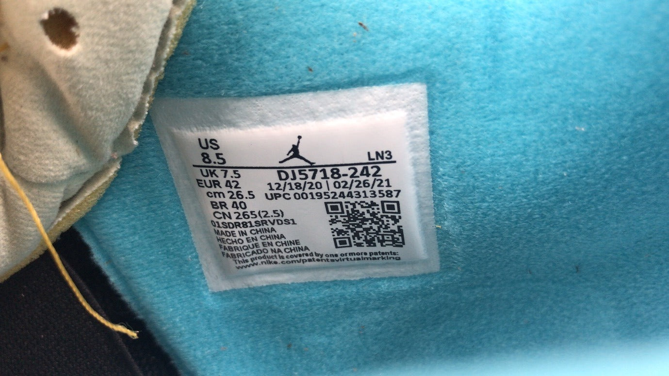 Air Jordan 4 Union Taupe Haze