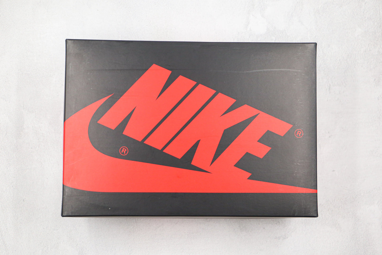 Air Jordan 1 High Red Black Outline
