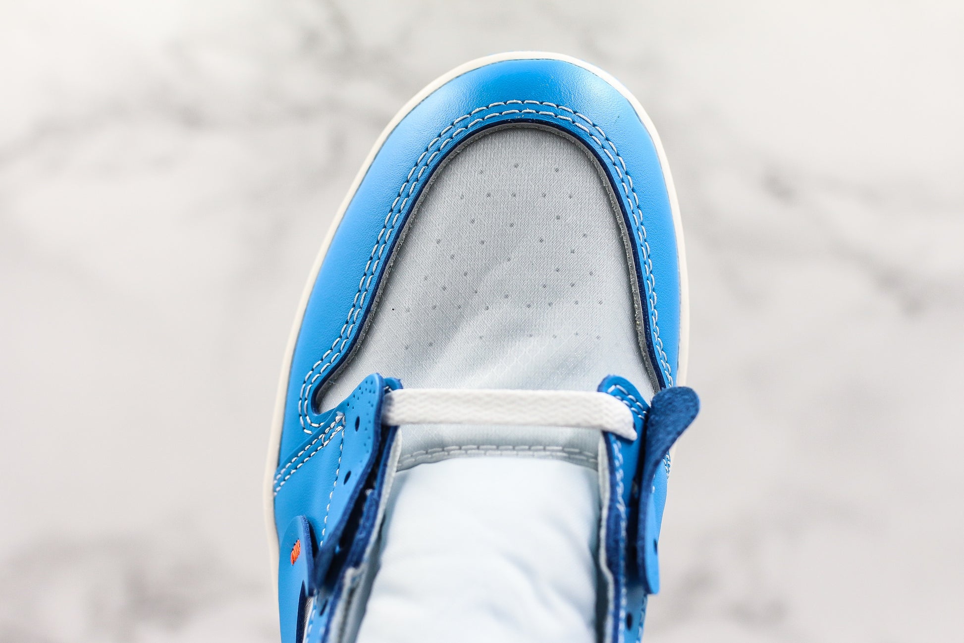 Air Jordan 1 High Off-White UNC Blue