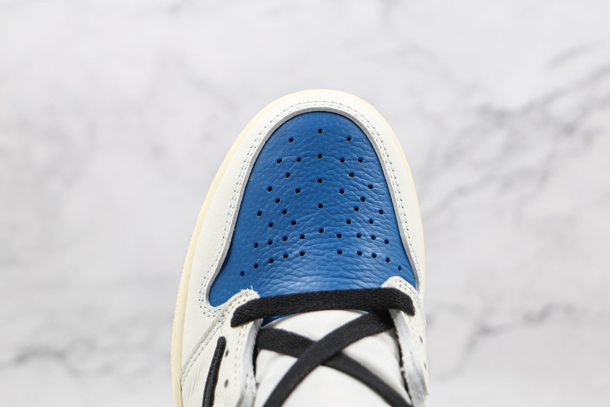 Air Jordan 1 High Fragment Reverse Swoosh