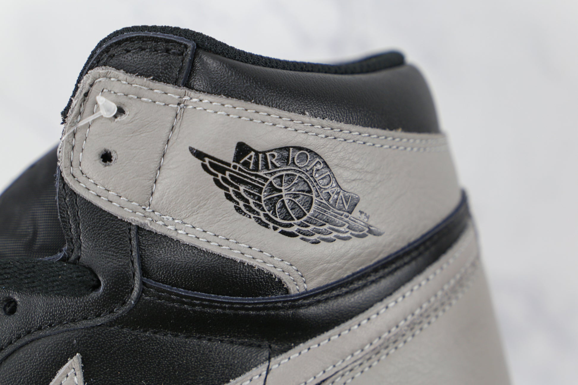 Air Jordan 1 High Shadow Grey