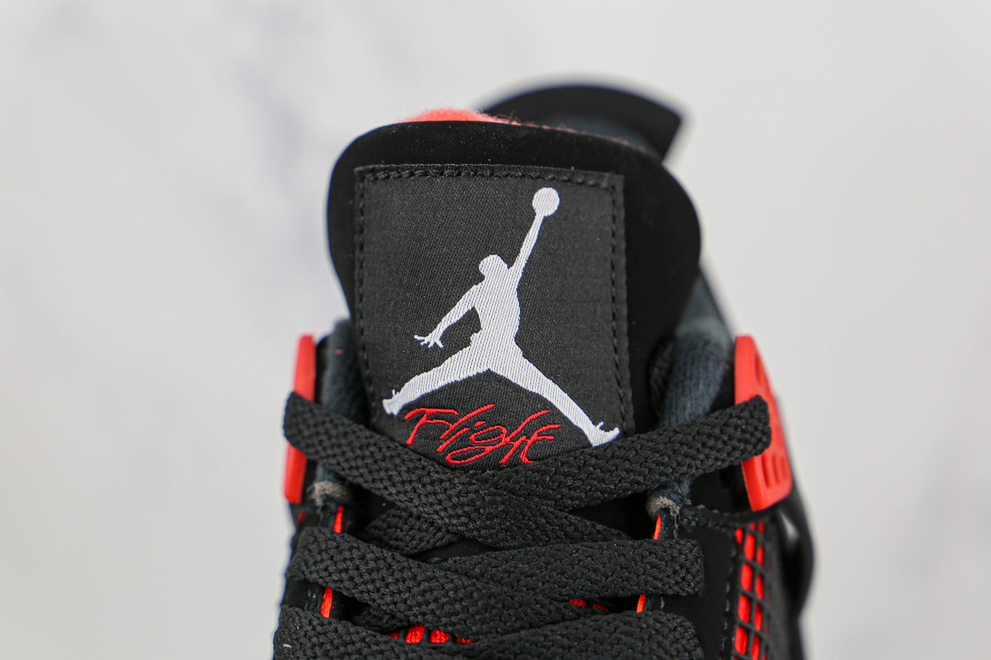 Air Jordan 4 Red Thunder