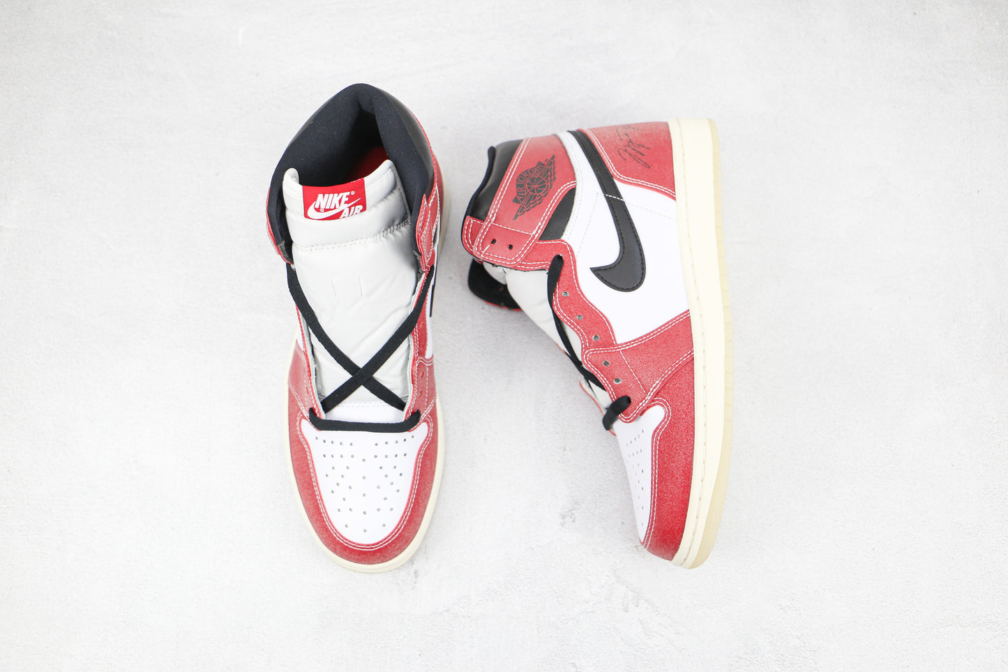 Air Jordan 1 High Chicago Signature