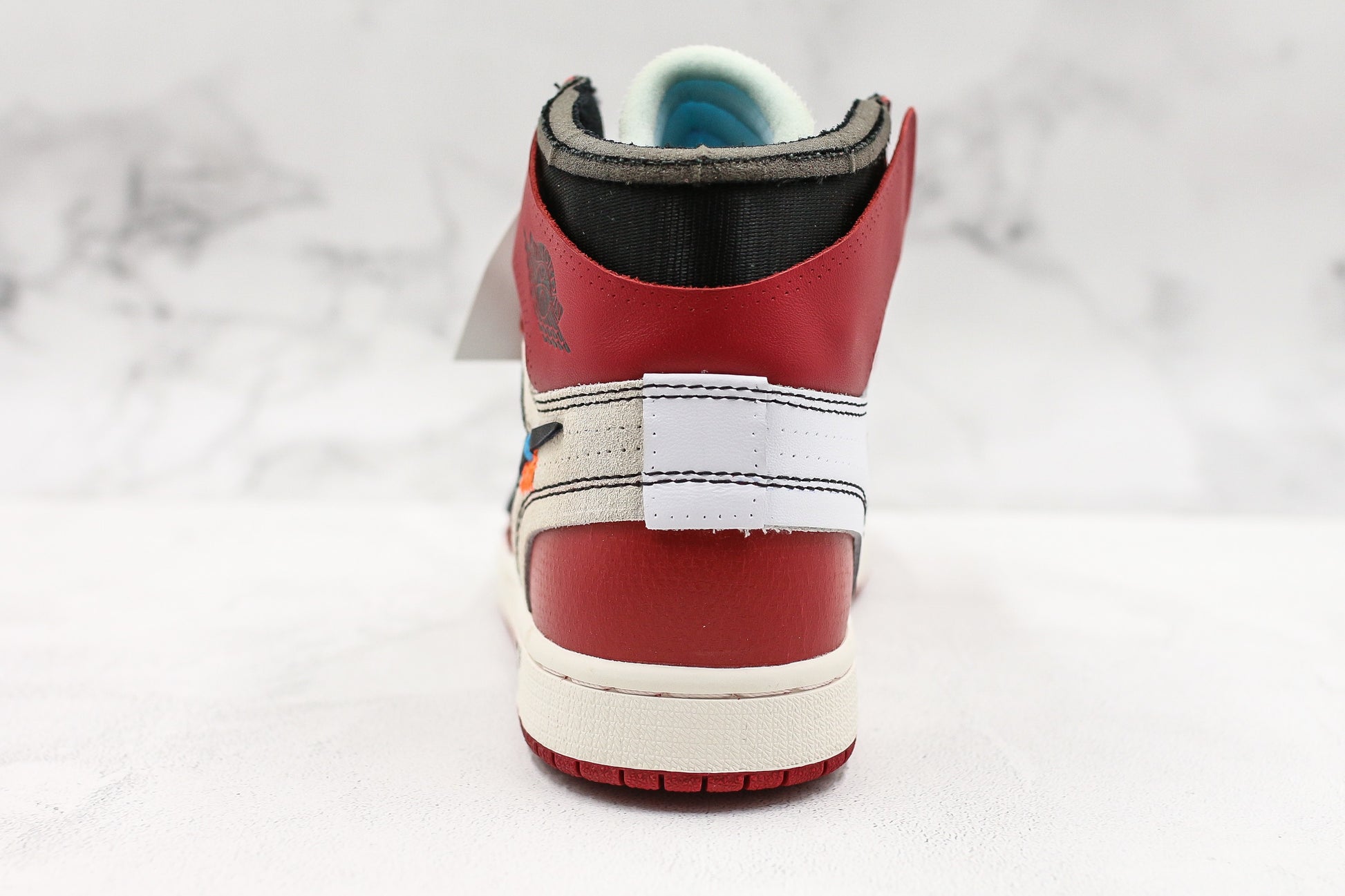 Air Jordan 1 High Off-White Chicago