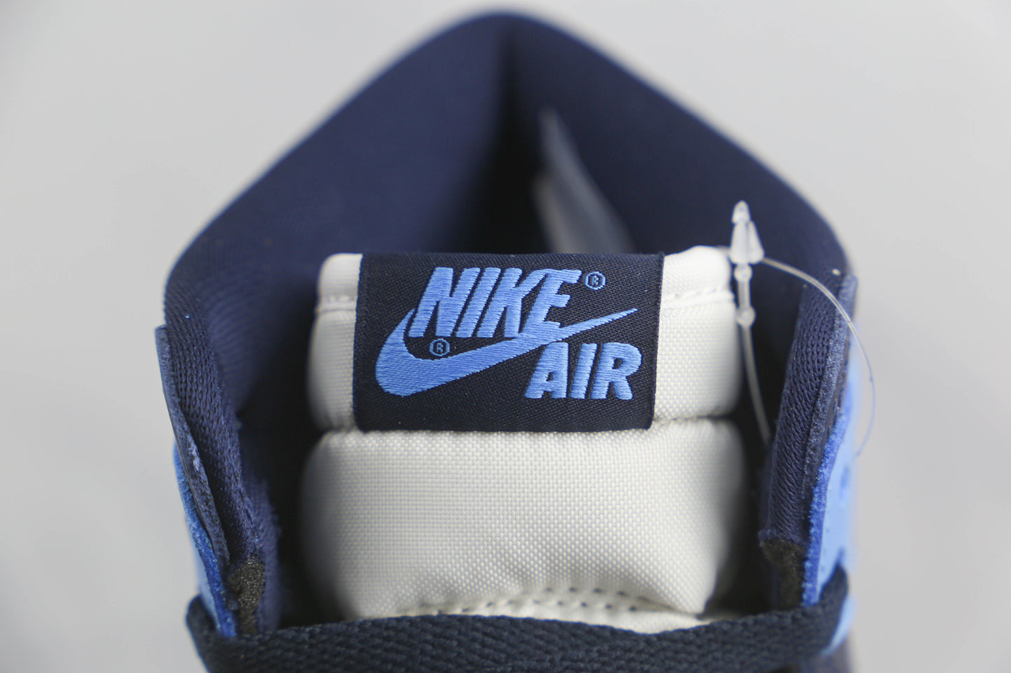 Air Jordan 1 High Obsidian