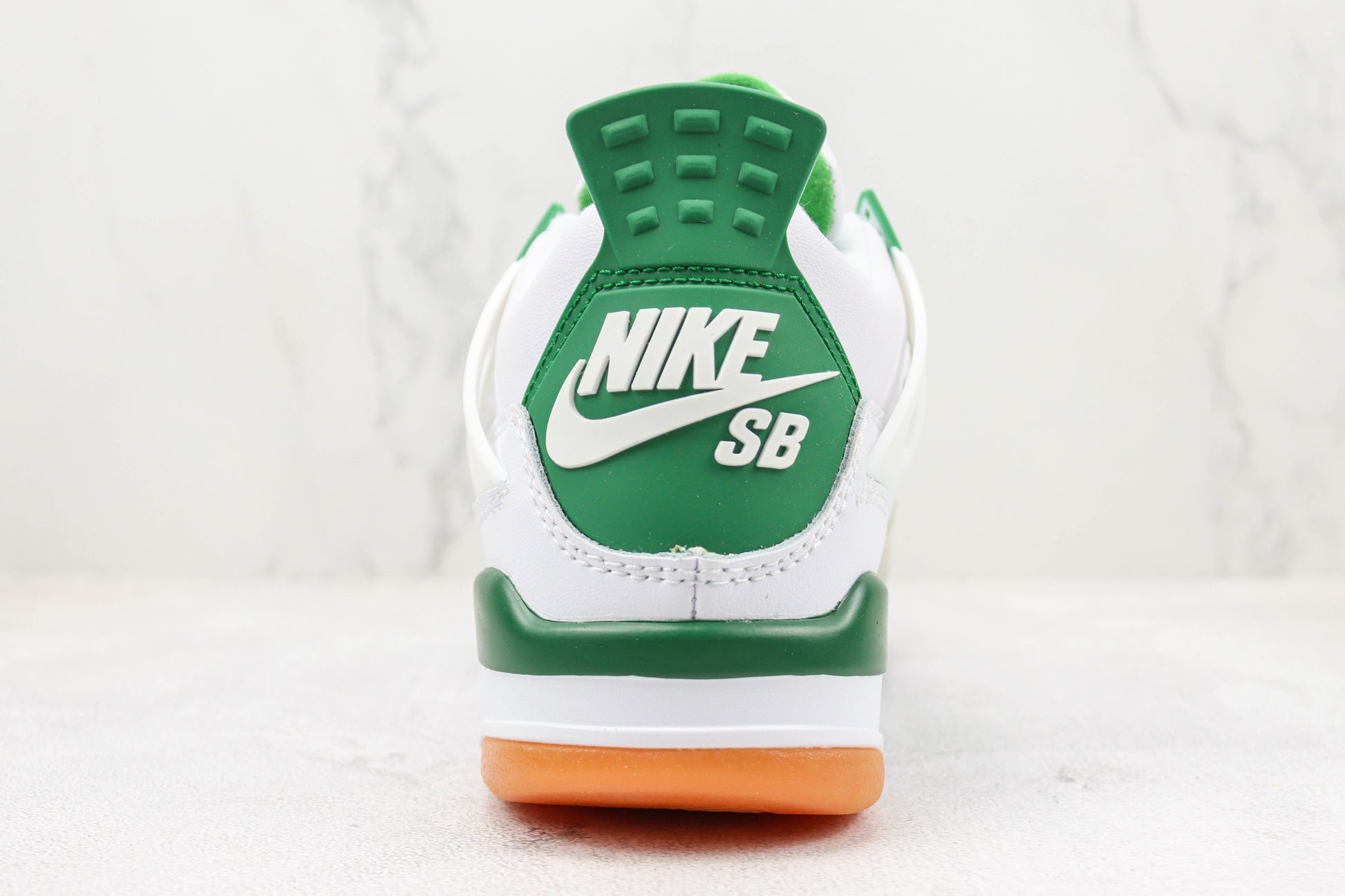 Air Jordan 4 SB Pine Green