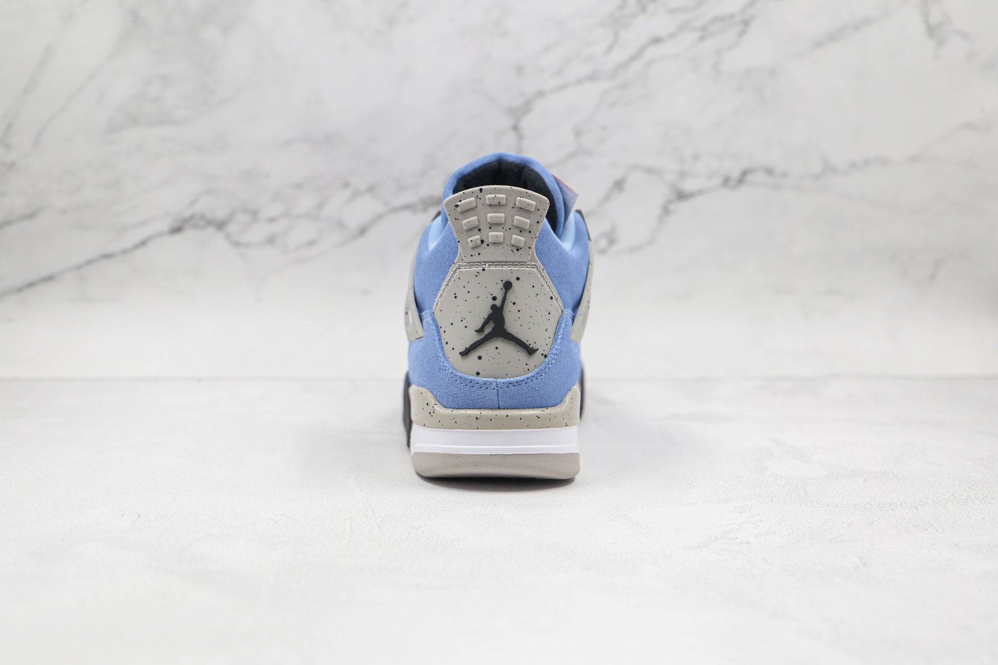 Air Jordan 4 University Blue