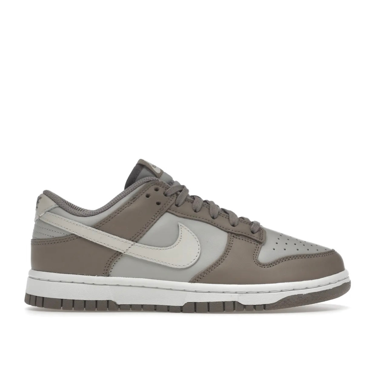 Nike Dunk Low Bone Beige