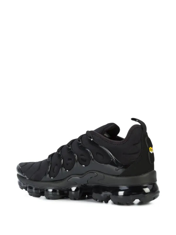 Nike Air Vapormax Plus Triple Black