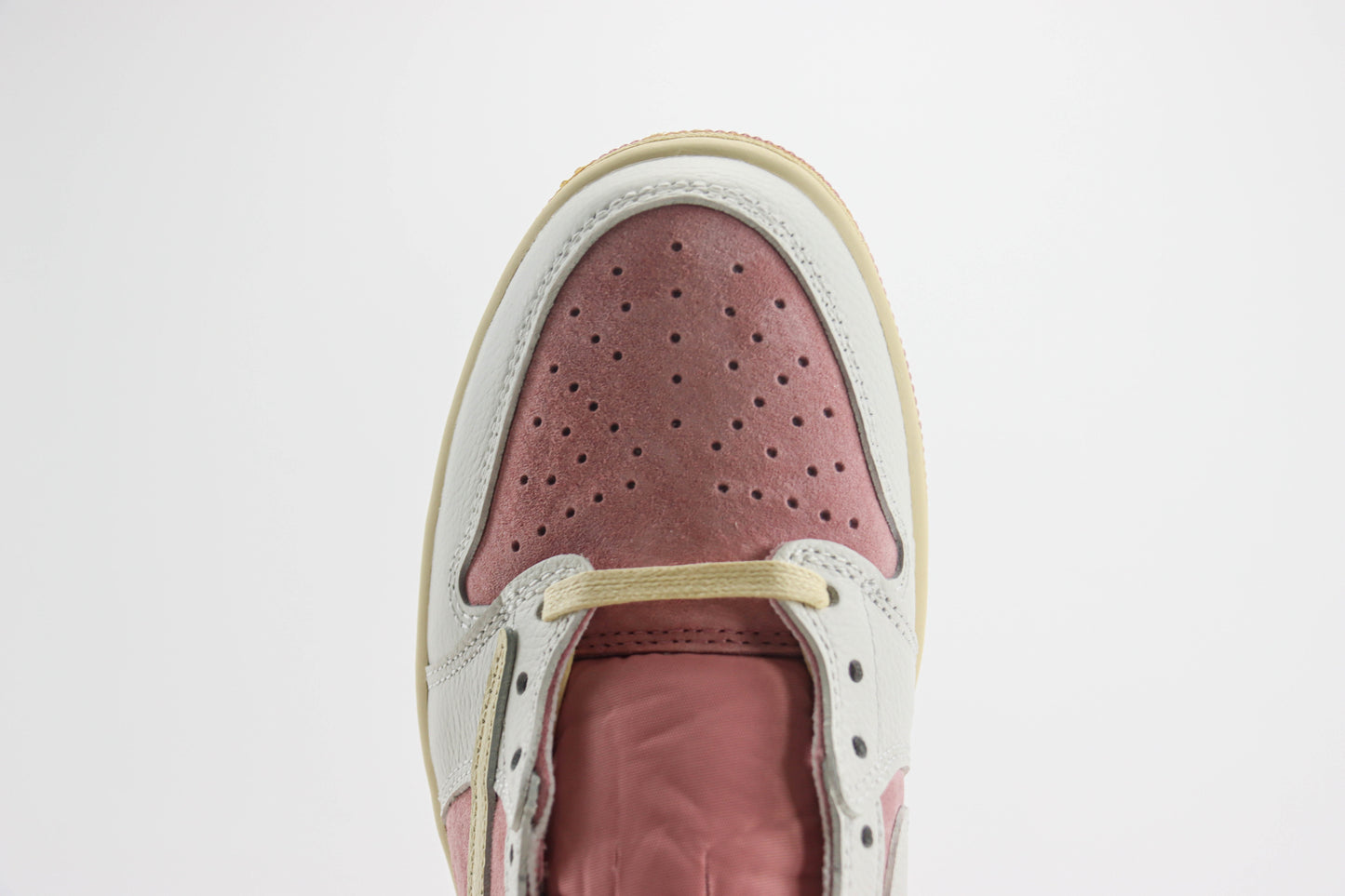Air Jordan 1 Low Travis Scott OG ?Shy Pink