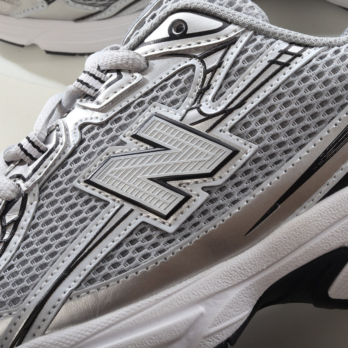 New Balance 740 Triple Silver