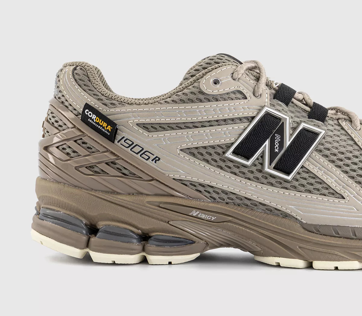 New Balance 1906R Salt Grey "CorDura"