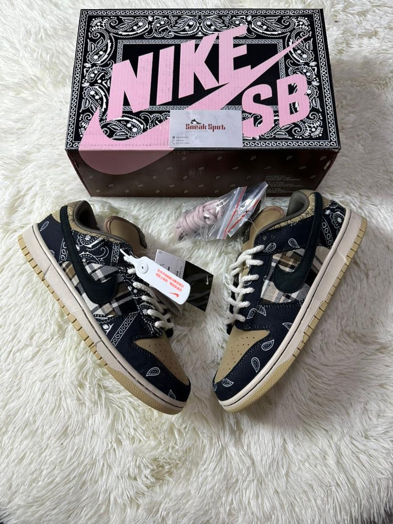 Nike Dunk Low SB Travis Scott QS