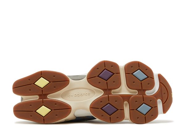 New Balance 9060 Age of Discovery
