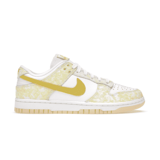 Dunk Low Yellow Strike