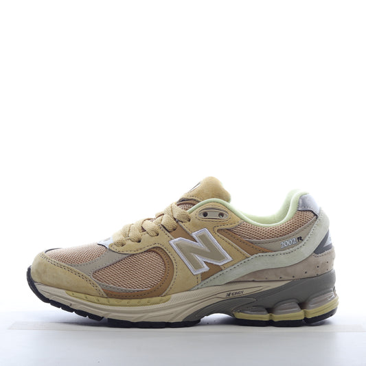 New Balance 2002 Beige Gold