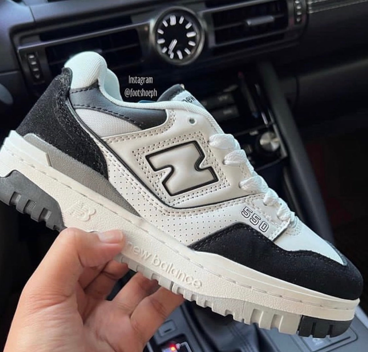 New Balance 550 white Black rain cloud