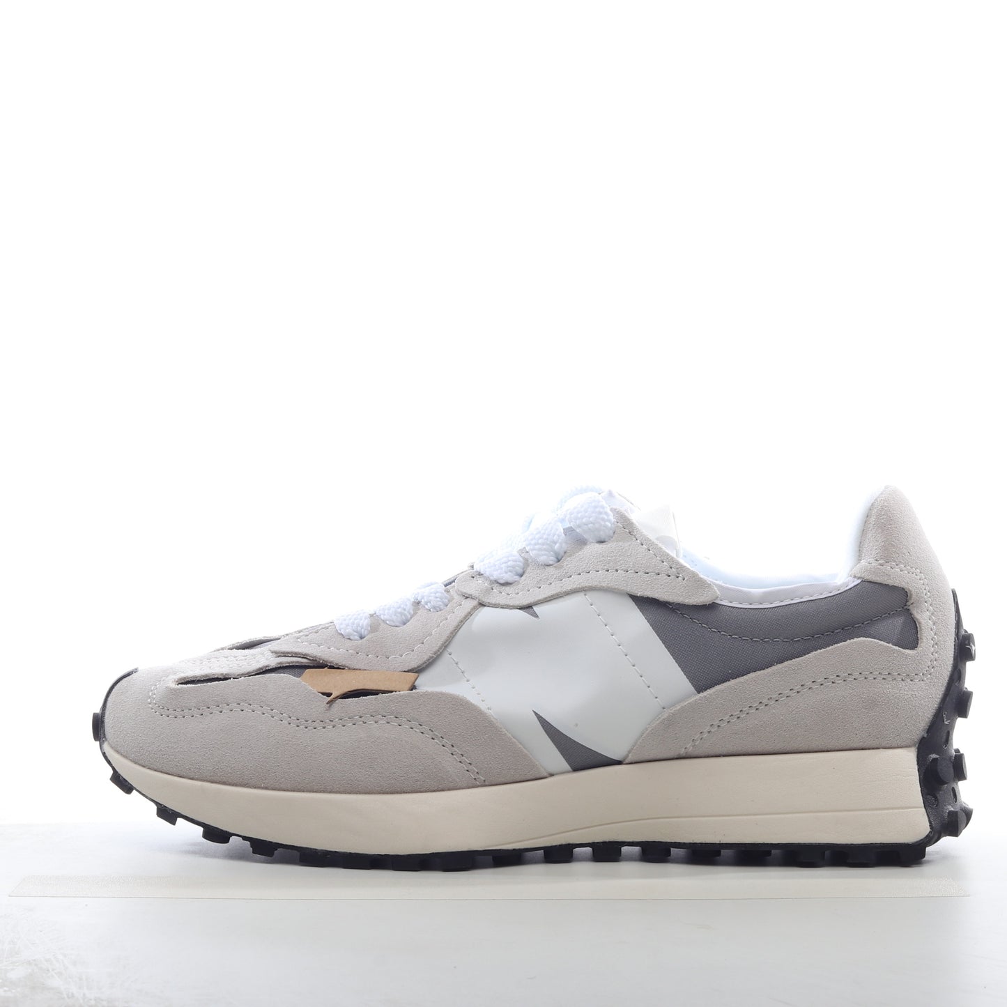 New Balance 327 Beige White