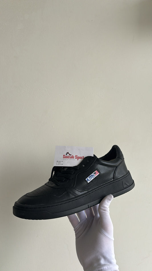 Autry Medalist Low-Top Sneakers All Black FD 44