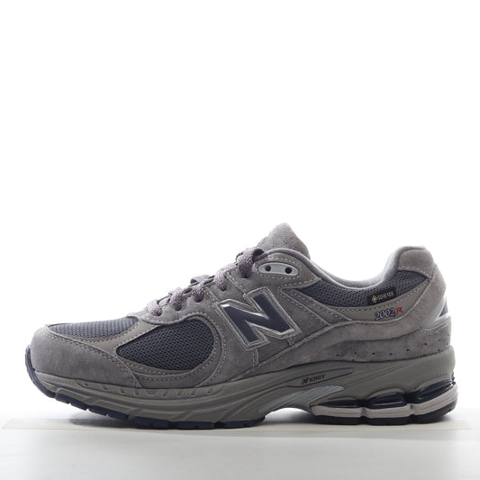 New Balance 2002 Black Grey