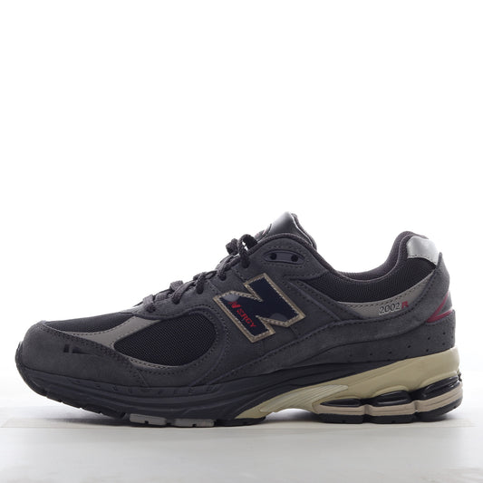 New Balance 2002 Dark Cream